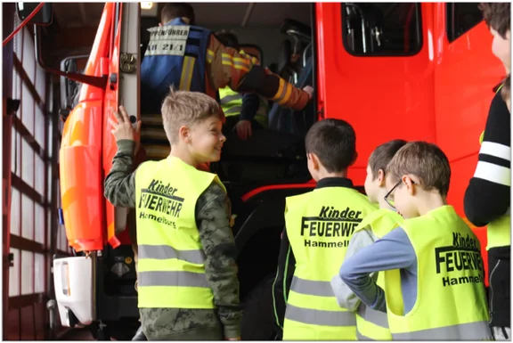 Symbolbild Kinderfeuerwehr.png